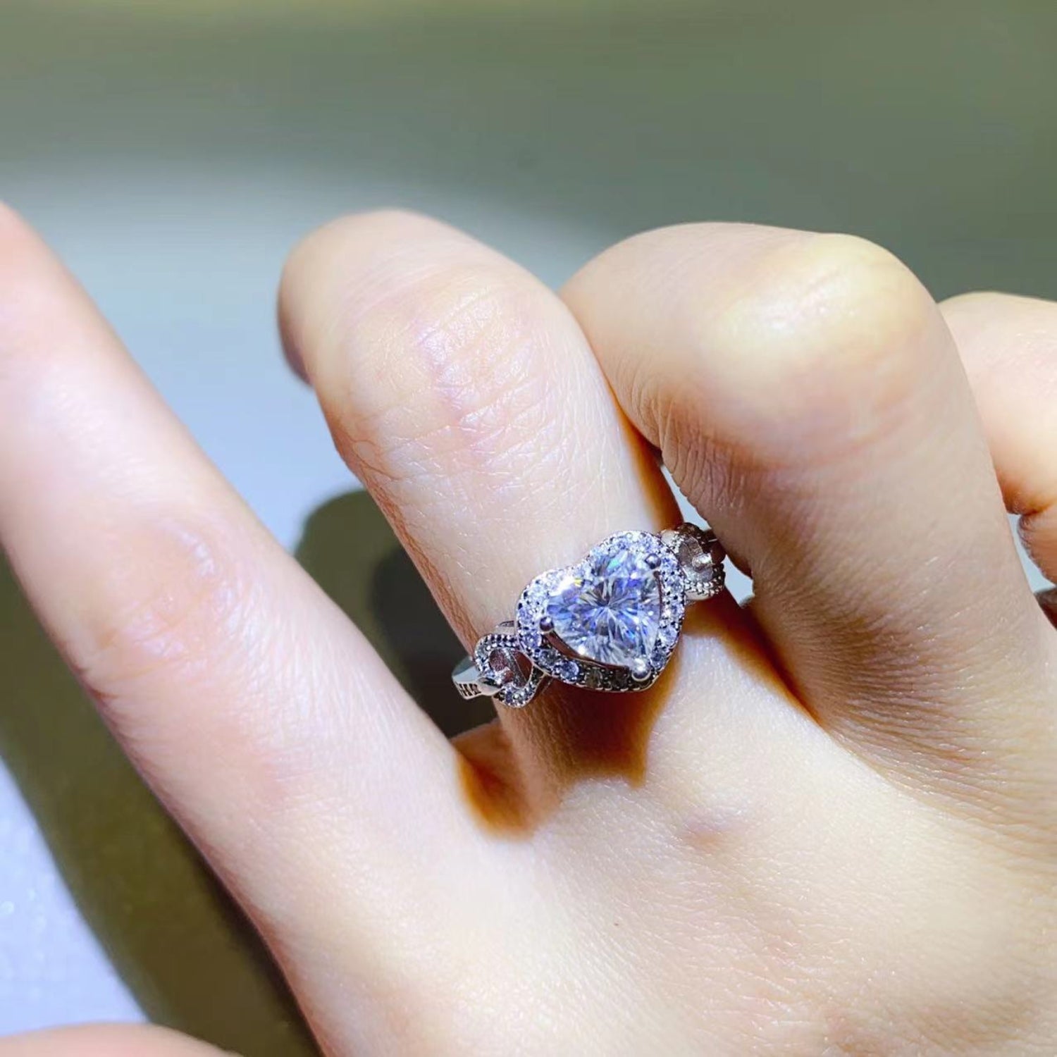 1 Carat Moissanite Ring - 925 Sterling Silver Luxury