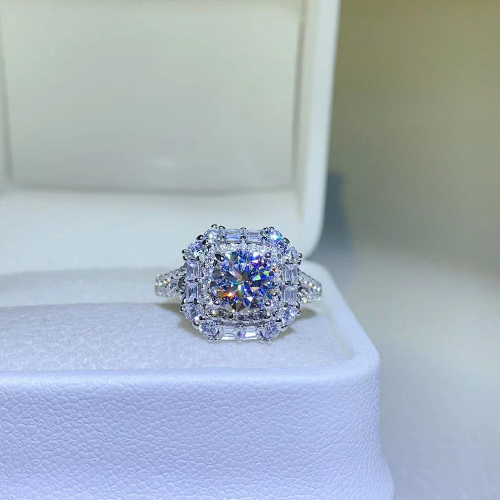 1 Carat Moissanite Ring - 925 Sterling Silver Luxury