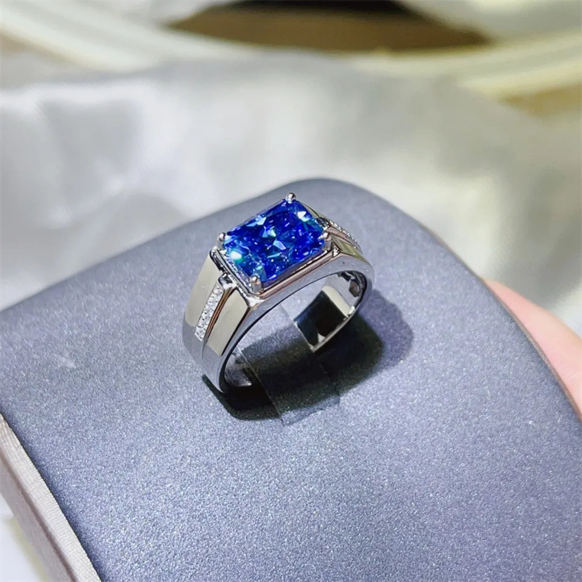 2 Carat Moissanite Ring - 925 Sterling Silver Luxury