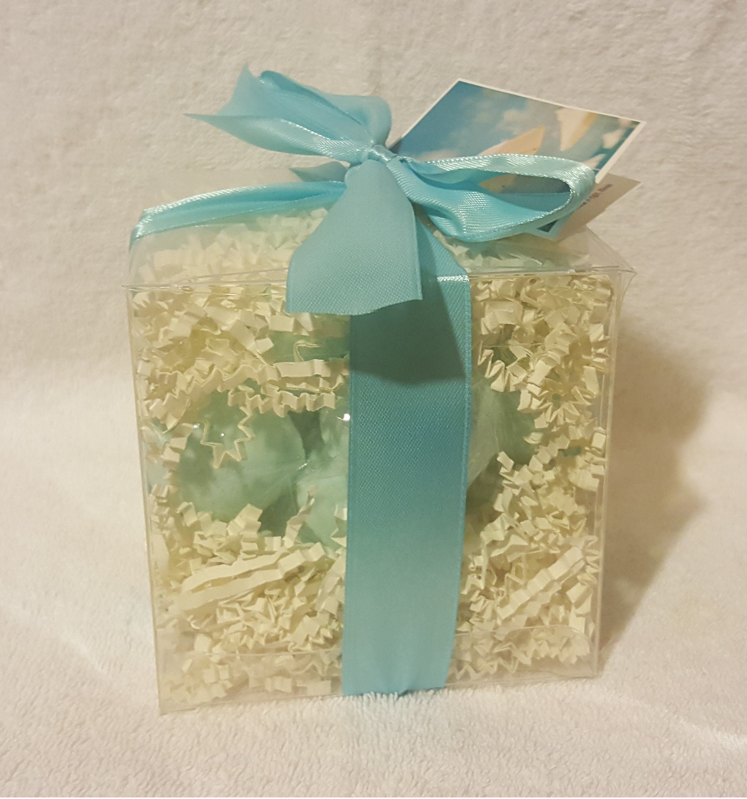 Cool Water Bath Bomb Gift Set - 14 Pack