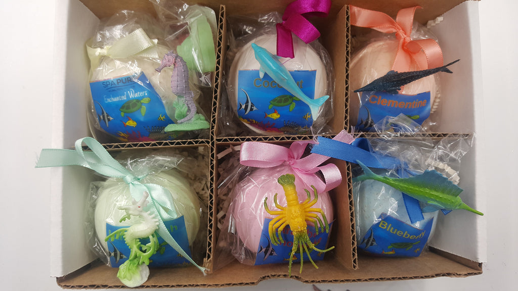 Sea Creatures Bath Bombs Gift Set - 6 Large with Toys