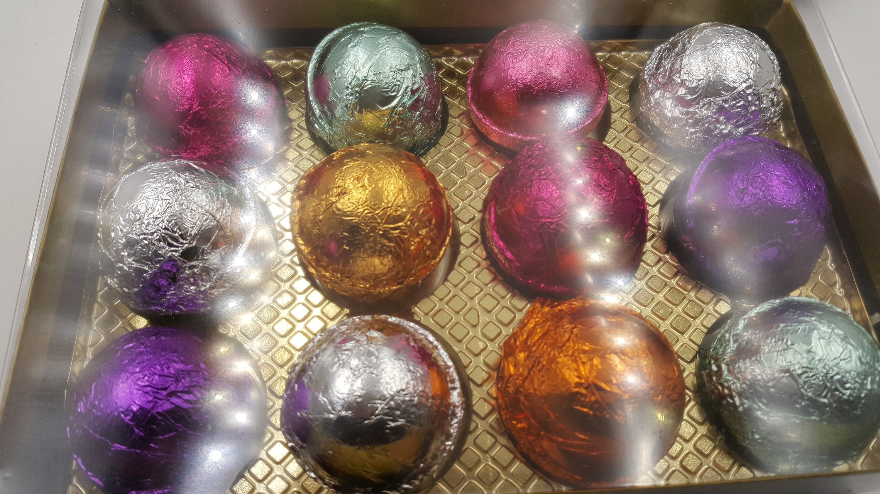 Gift Set for Mom Bath Bombs - 12 Pack Dry Skin Women's Favorites