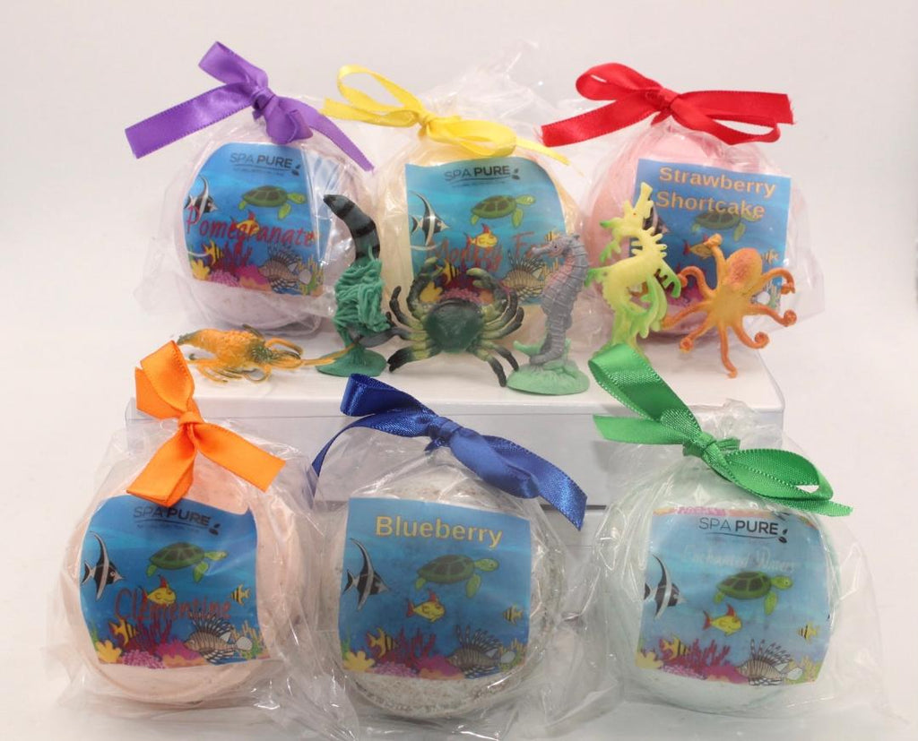 Sea Creatures Bath Bombs Gift Set - 6 Large with Toys